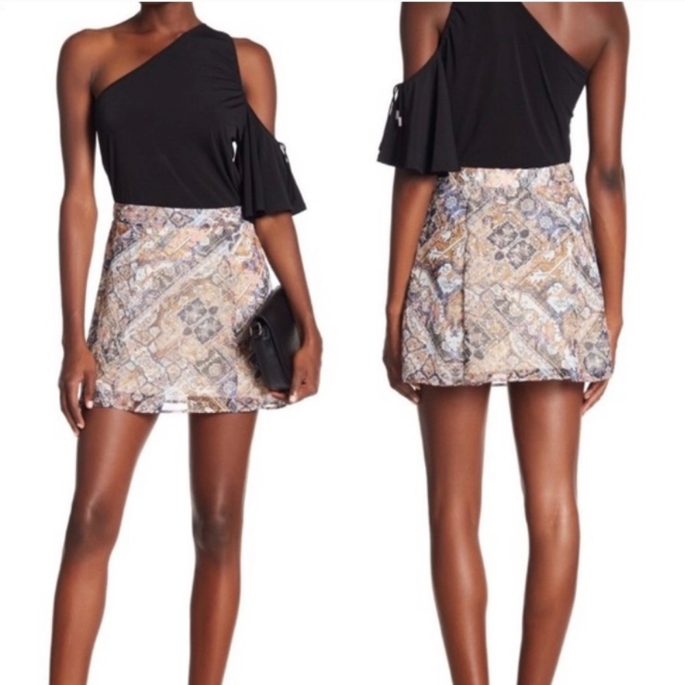 Show Me Your MuMu Huck Mini Skirt In Babes Of Babylon‎